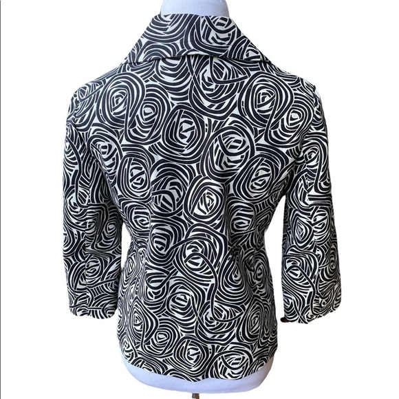 🌟Rafaella Woman’s 3/4 sleeve Black White Button Blazer Abstract Print Size: S - Picture 2 of 11